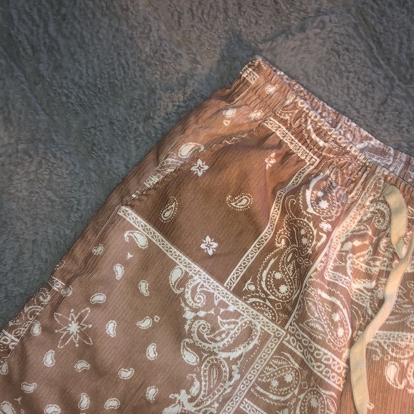 Bandanna style shorts (unisex) - Picture 2 of 4